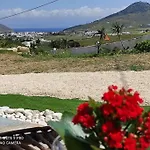 Irini's Earth House With Jacuzzi Apartment *