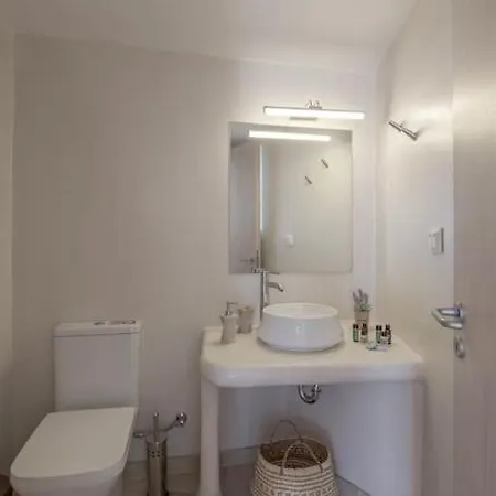 Irini's Earth House With Jacuzzi Apartment *