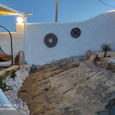 Irini's Earth House With Jacuzzi Apartment Dhragoulas