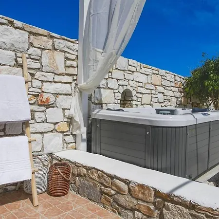 Irini's Earth House With Jacuzzi * Dhragoulas