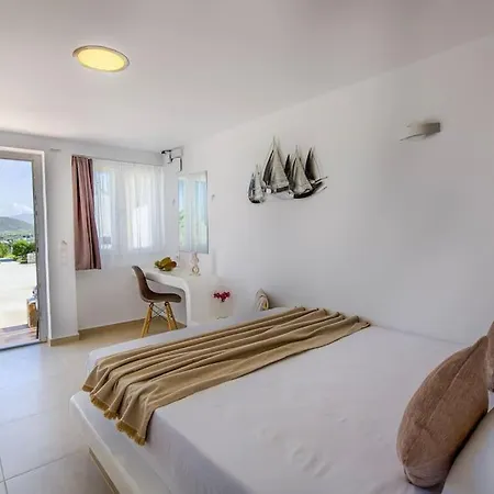 Apartment Irini's Earth House With Jacuzzi