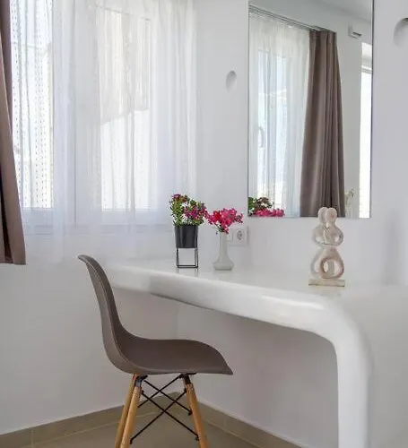 Irini's Earth House With Jacuzzi شقة *